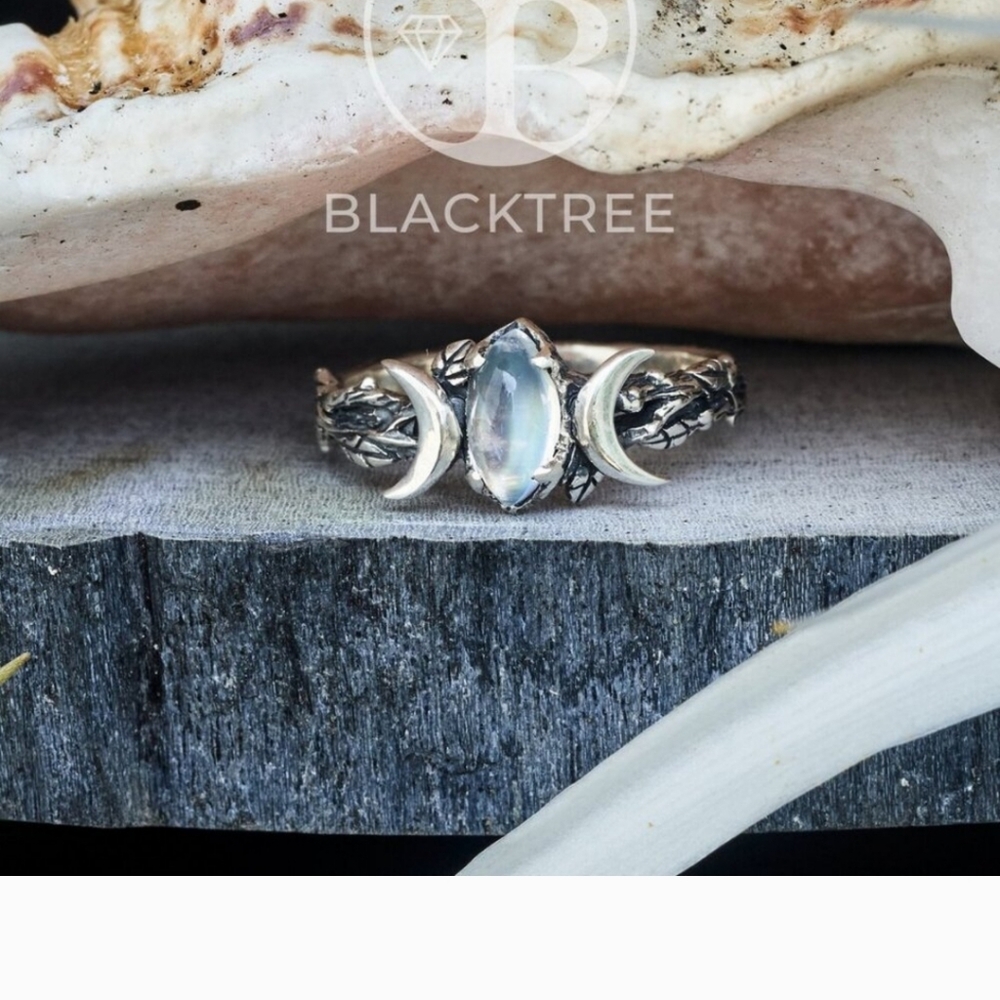 Double Cresent moon ring moonstone silver 5.5